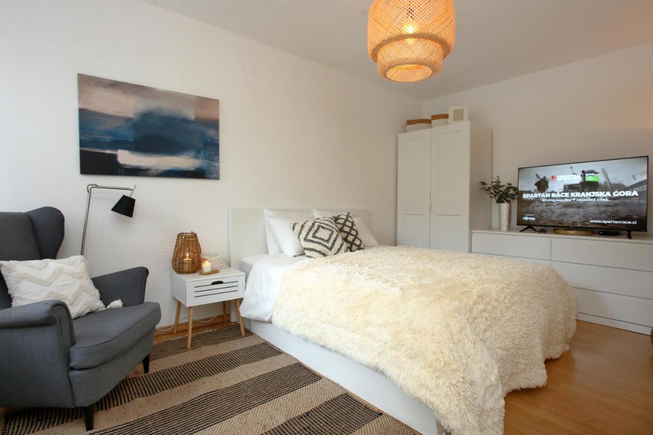 Izola Dreamy Stays Kord מראה חיצוני תמונה